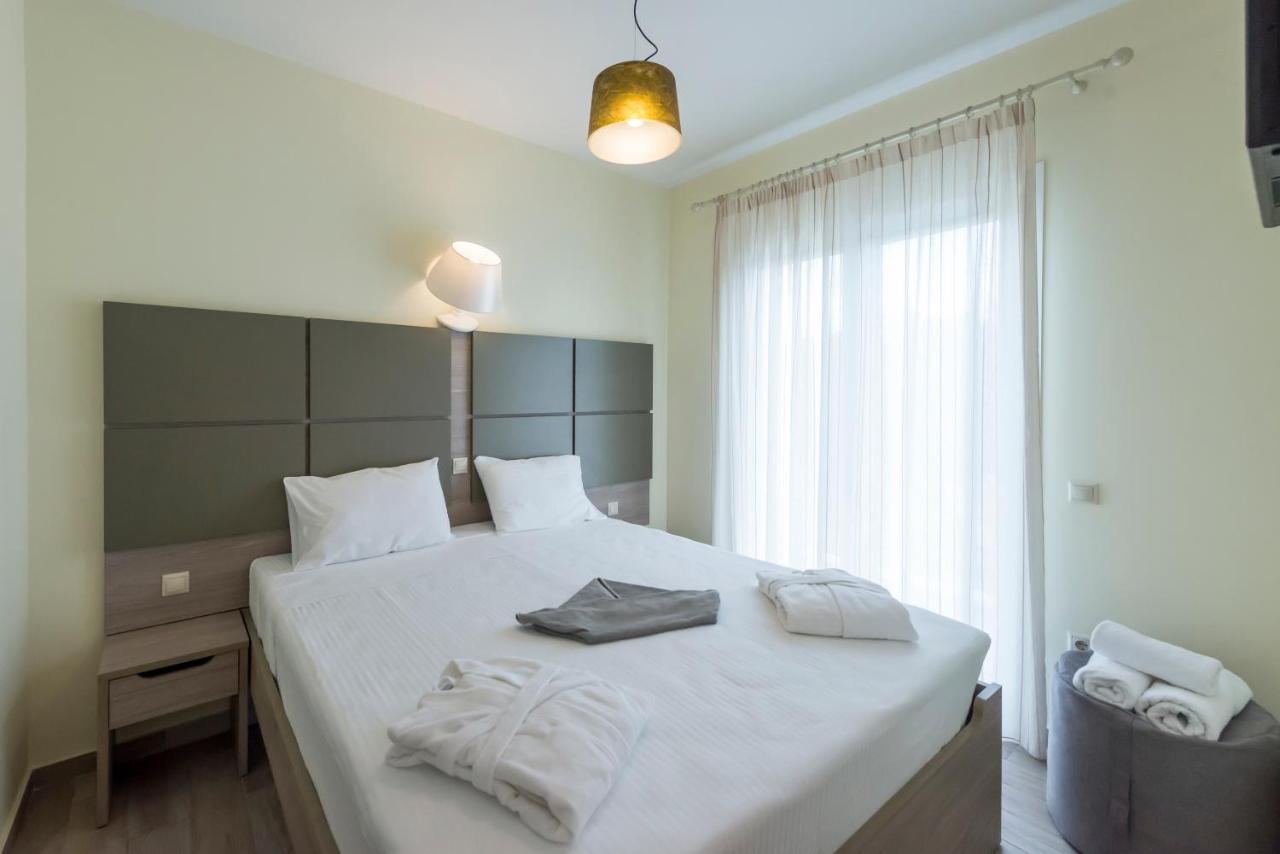Venus Villa With Private Pool, 2Min To The Beach Finikounta Exterior photo
