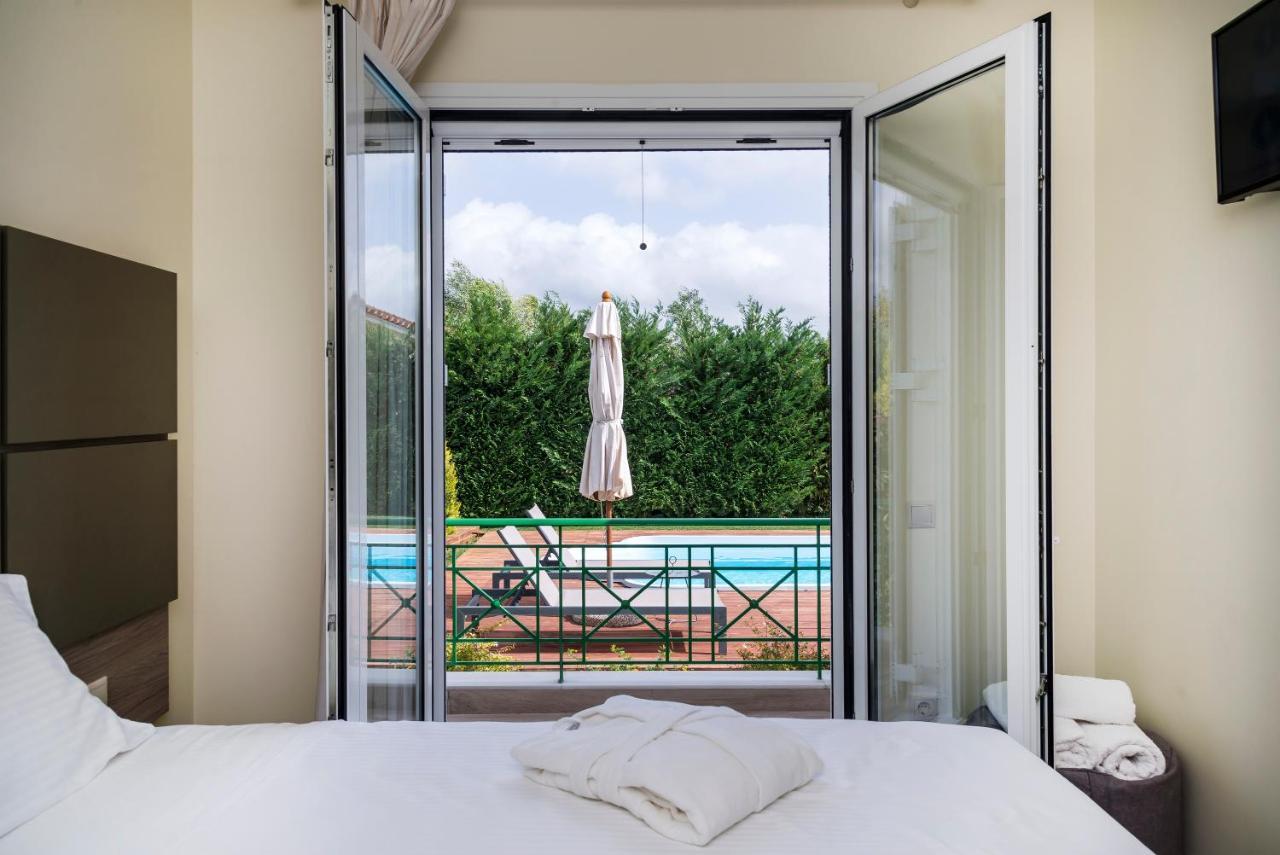 Venus Villa With Private Pool, 2Min To The Beach Finikounta Exterior photo